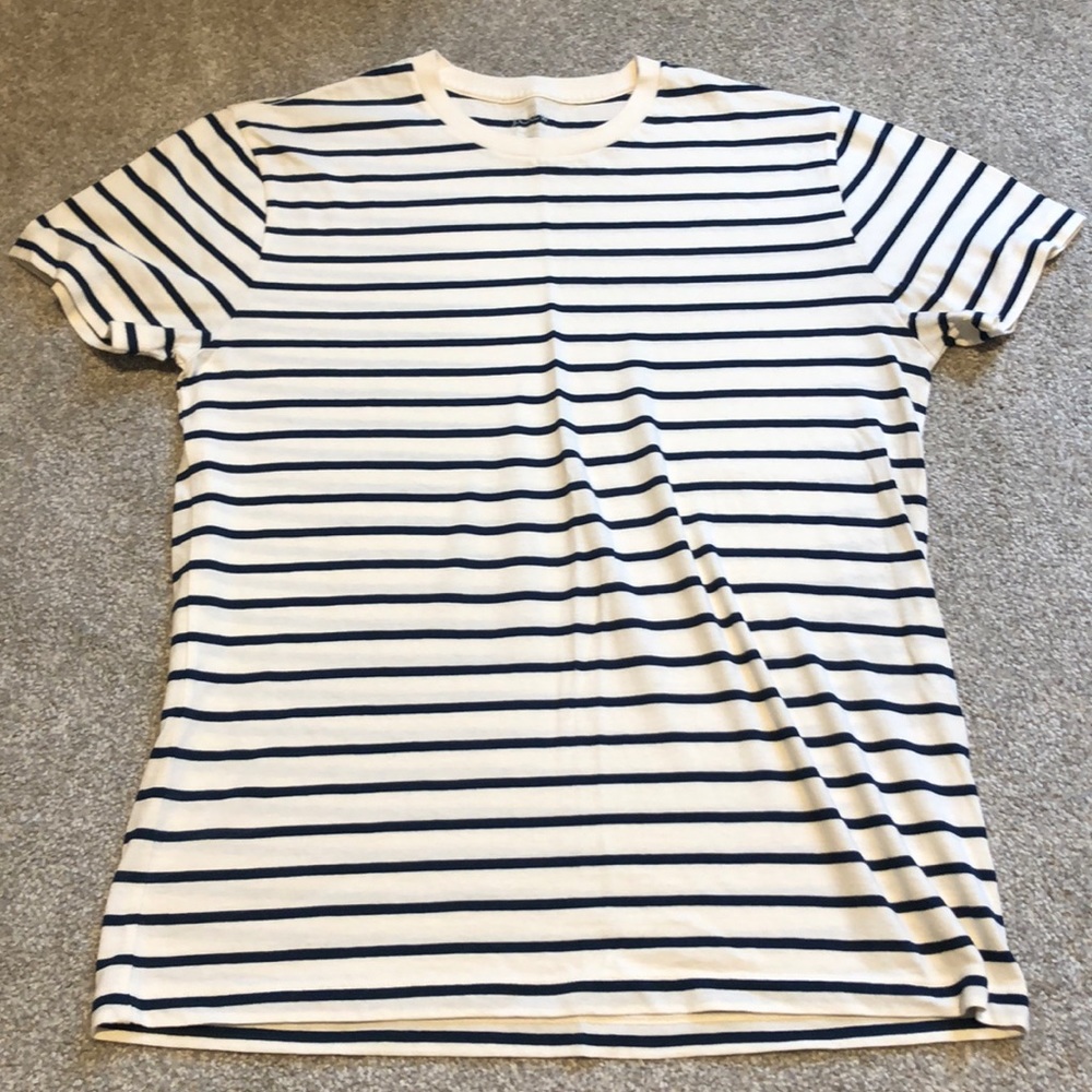 J. Crew Men’s T-Shirt - Medium